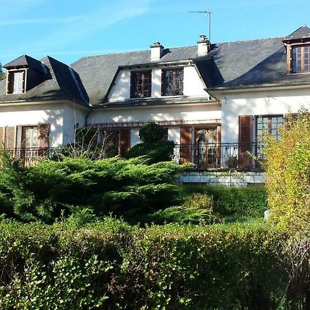Le Curieux De Conques Bed and Breakfast Saint-Cyprien-sur-Dourdou Exteriör bild